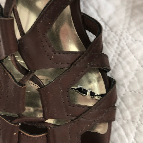 Carlos Santana lace up gladiator sandals , color brown - Picture 6 of 6